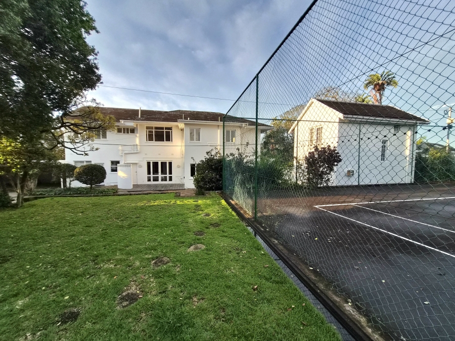 5 Bedroom Property for Sale in Vincent Eastern Cape